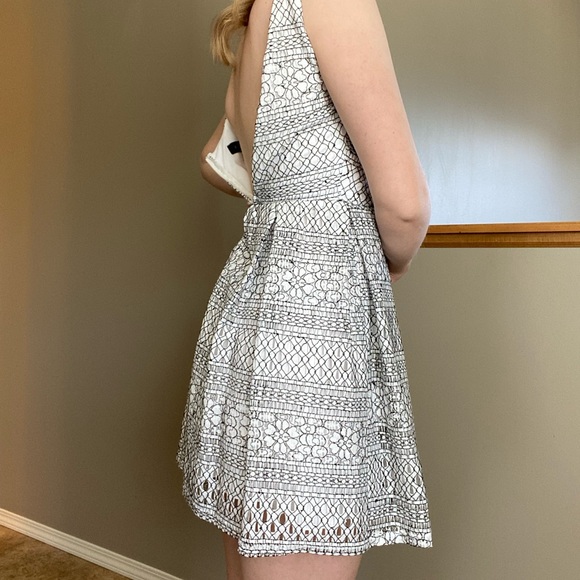 B. Darlin Dress - Picture 2 of 6